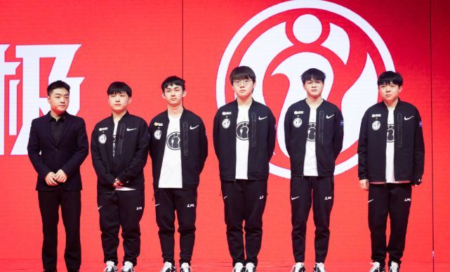 弗裏克迫切希望為伊尼戈-馬丁內斯註冊爭取西甲首輪出戰.